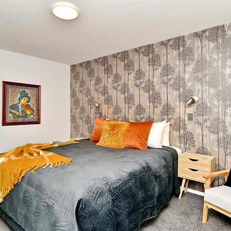 Brockworth Place - Christchurch Holiday Homes Exterior foto